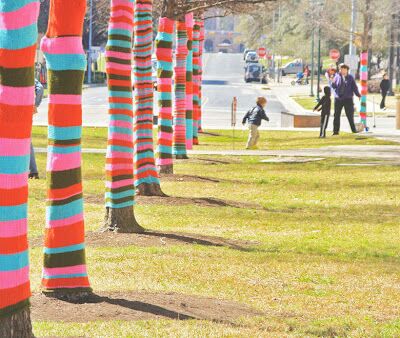 Yarn Bombing movement art – Feel Desain | your daily dose of creativity